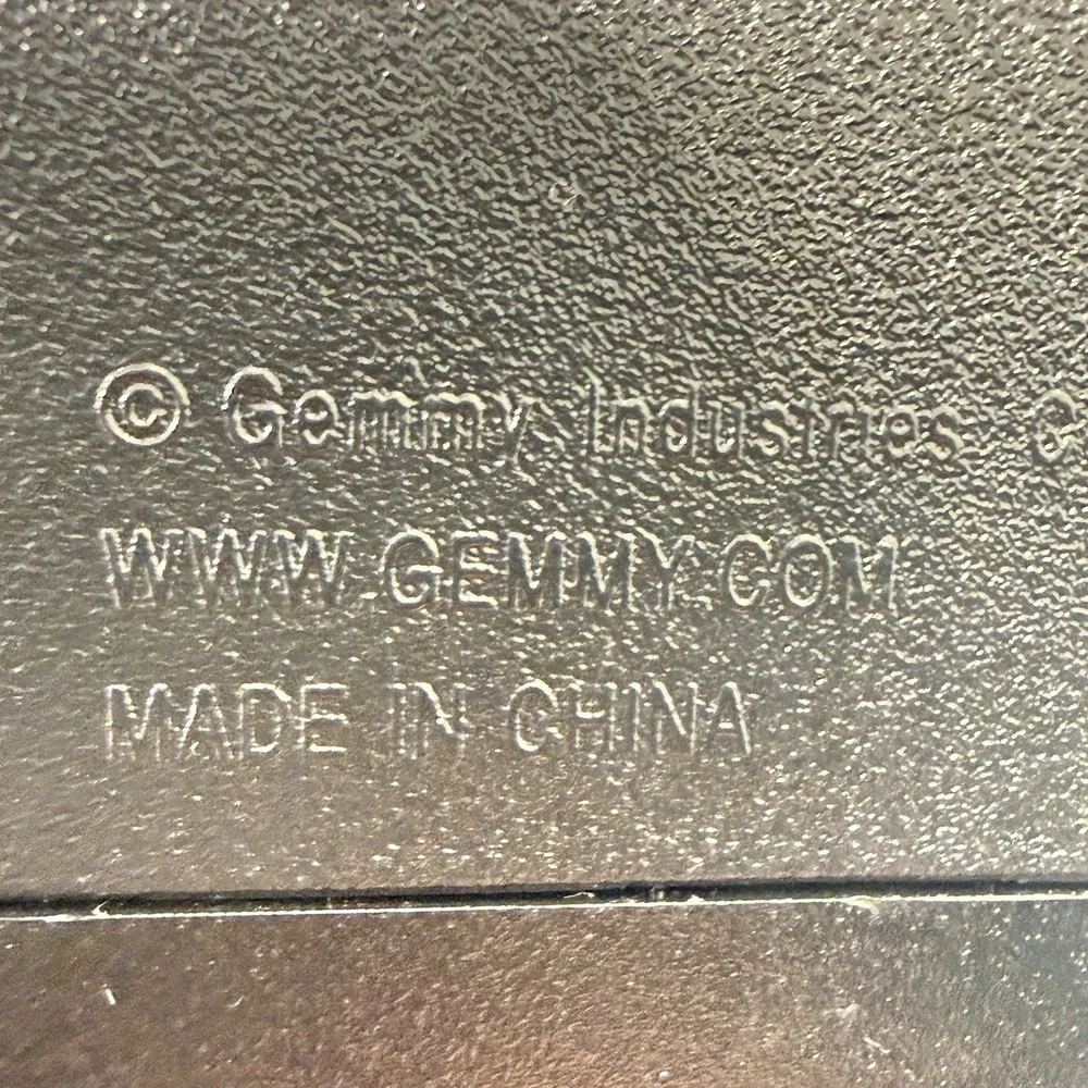 Gemmy ships business